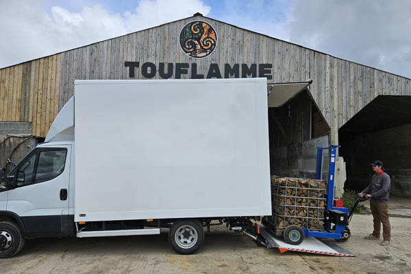 Livraison Touflamme Camion de livraison Touflamme
